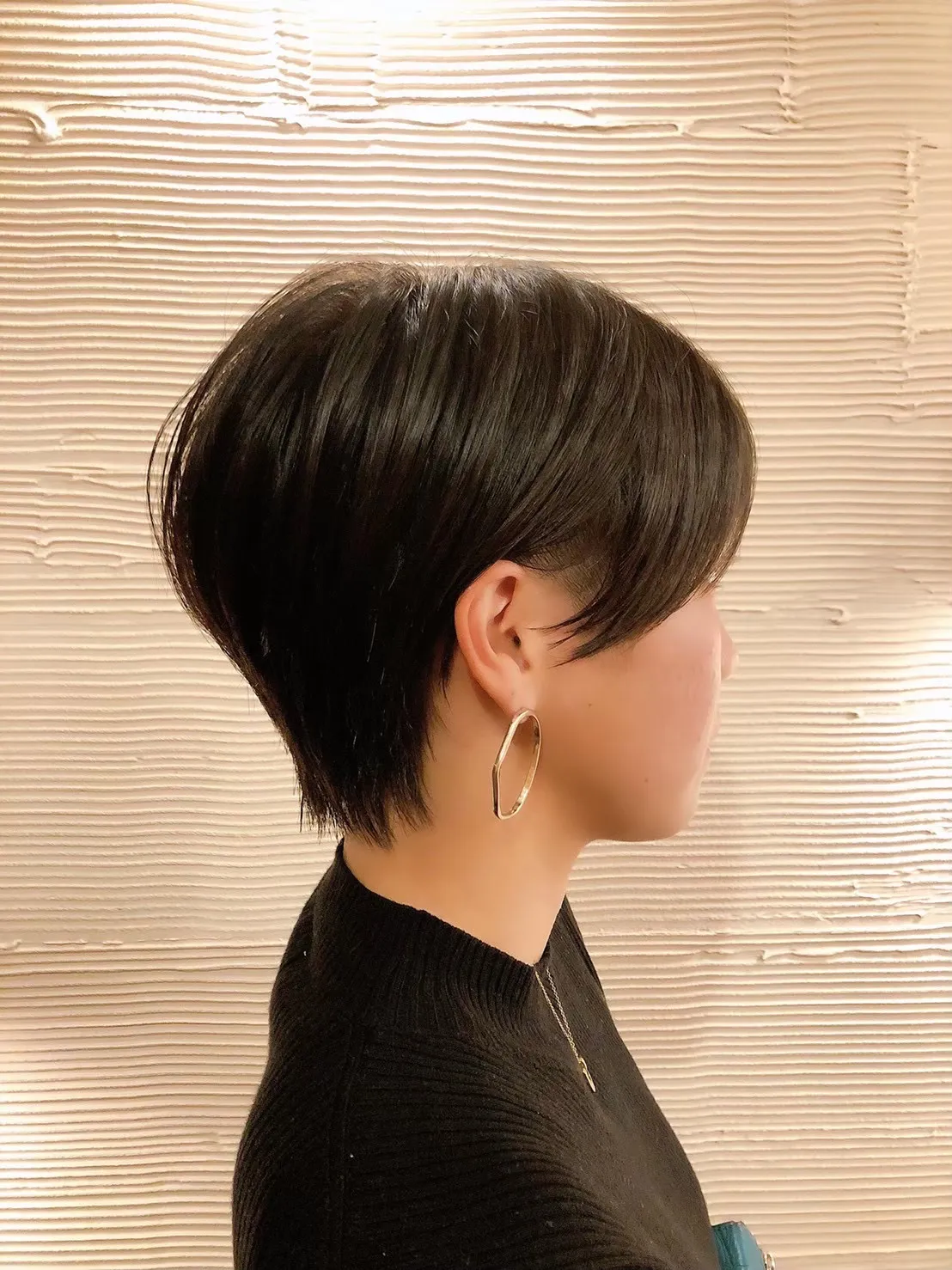 ショートボブ